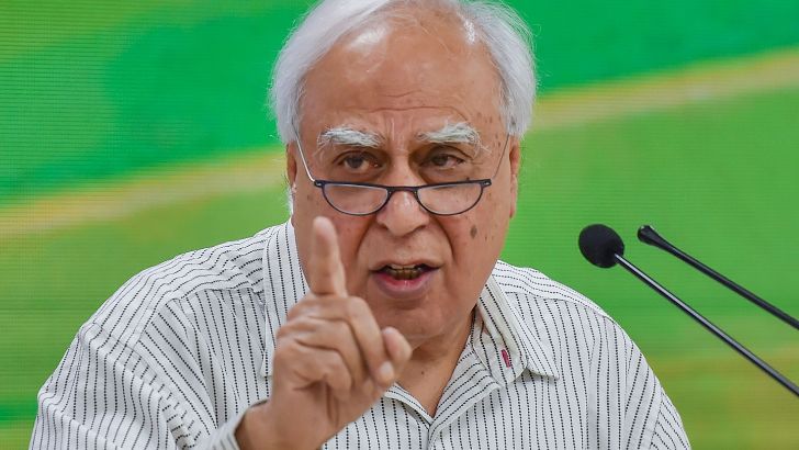 https://salarnews.in/public/uploads/images/newsimages/maannewsimage02092026_171735_Kapil Sibal.jpg